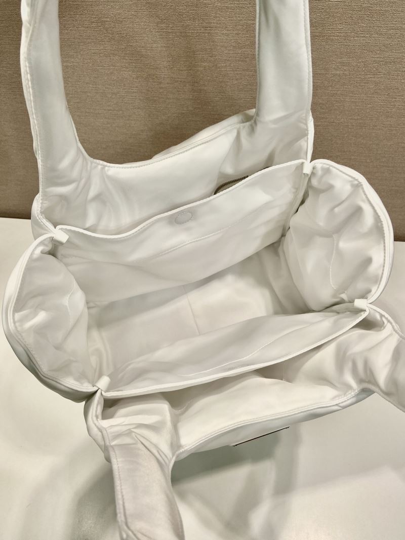 Pra*a tote bags